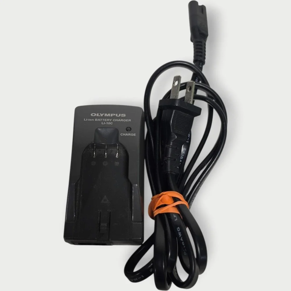 OLYMPUS LI-Ion Battery Charger & Cord for LI-10C TESTED WORKS